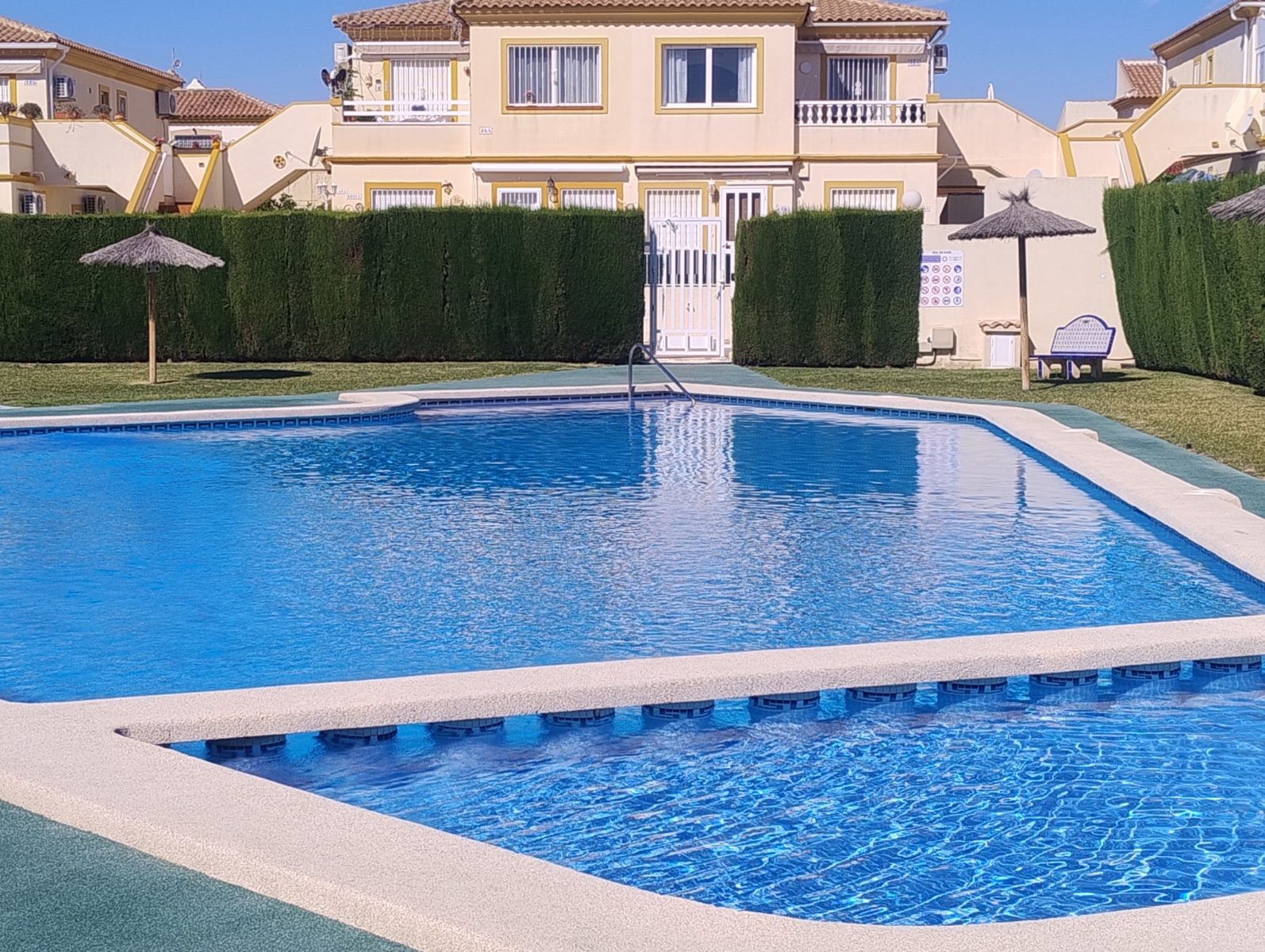 For sale - 2 Bedroom 1 Bathroom Bungalow in Orihuela Costa - Costa Blanca  - Alicante