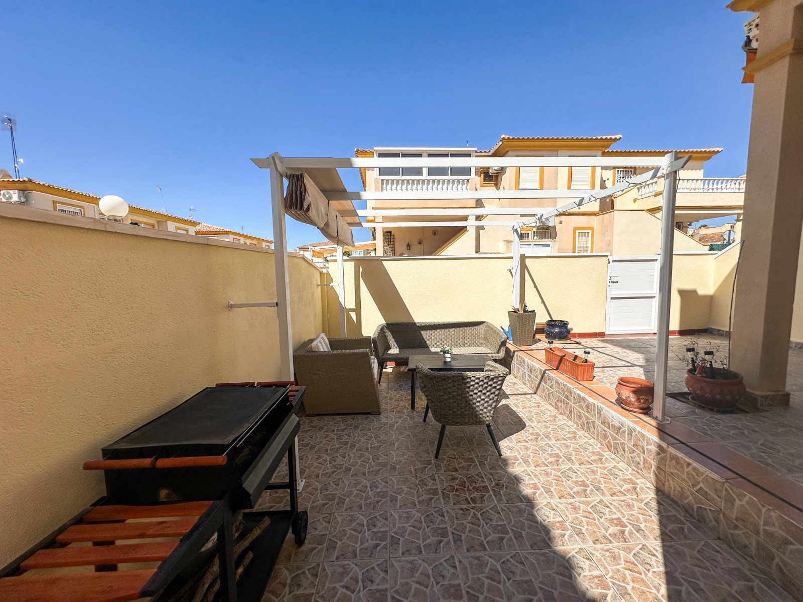 For sale - 2 Bedroom 1 Bathroom Bungalow in Orihuela Costa - Costa Blanca  - Alicante
