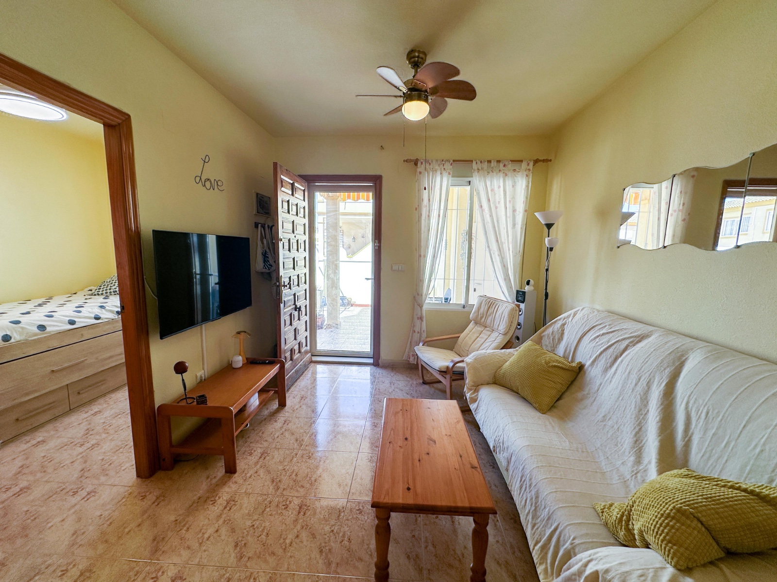 For sale - 2 Bedroom 1 Bathroom Bungalow in Orihuela Costa - Costa Blanca  - Alicante