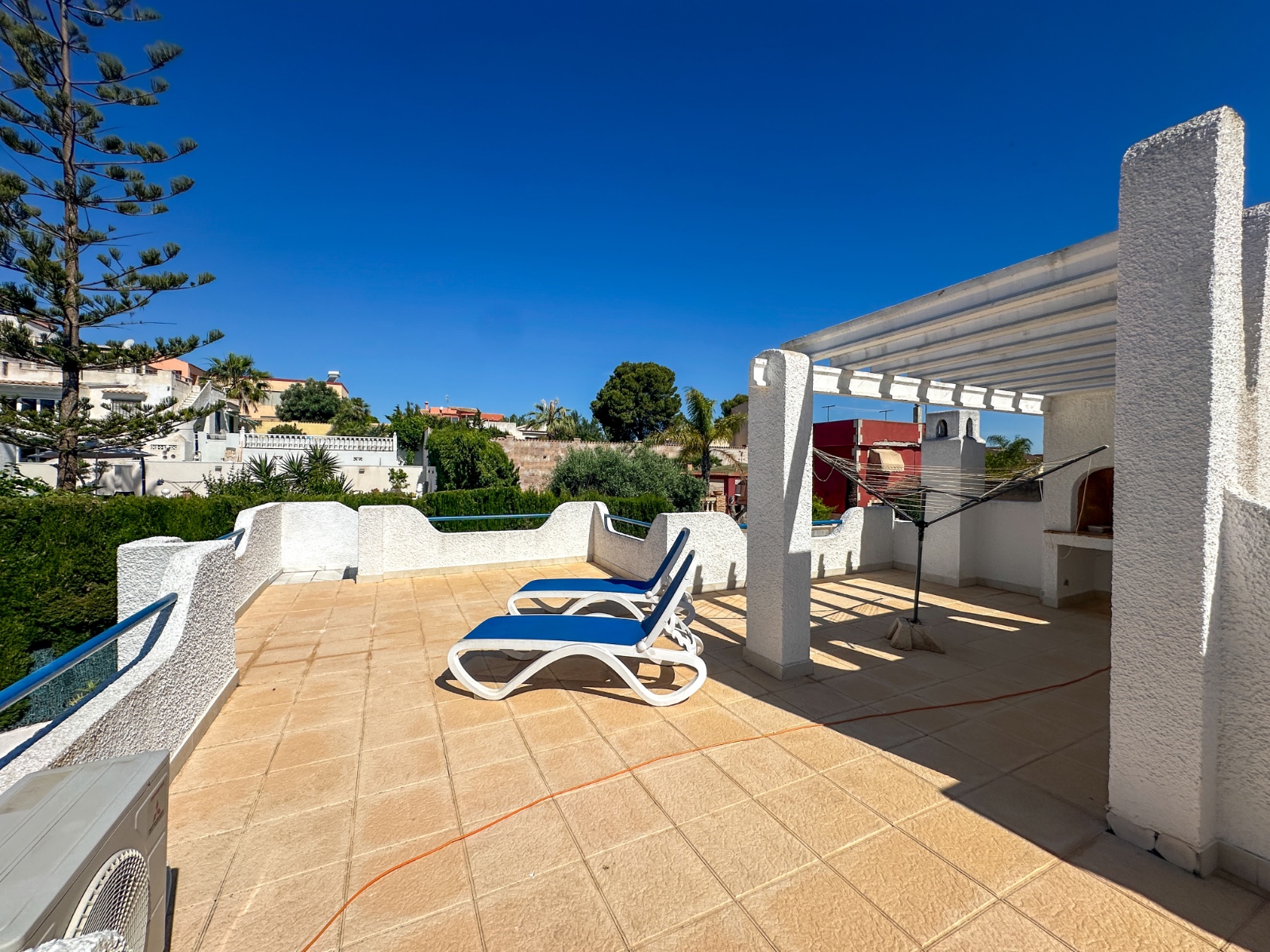 For sale - 2 Bedroom 2 Bathroom Town House in Torrevieja - Costa Blanca  - Alicante