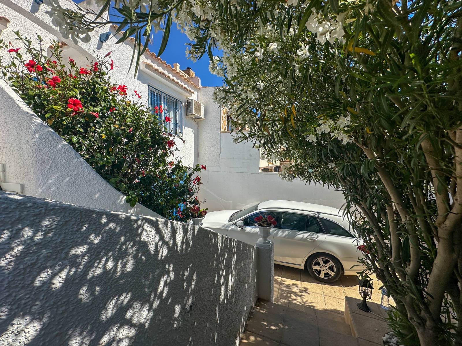 For sale - 2 Bedroom 2 Bathroom Town House in Torrevieja - Costa Blanca  - Alicante
