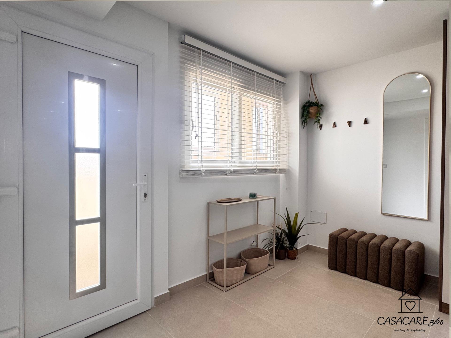 For sale - 2 Bedroom 2 Bathroom Apartment in Torrevieja - El Acequión - Los Náufragos  - Alicante