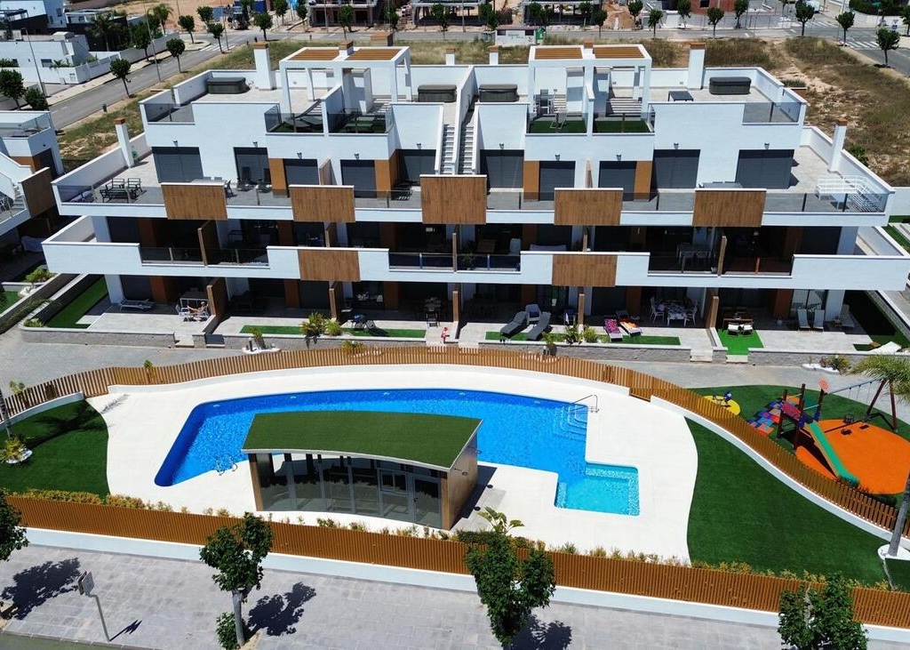 2 Bedroom 2 Bathroom Apartment in Pilar de La Horadada