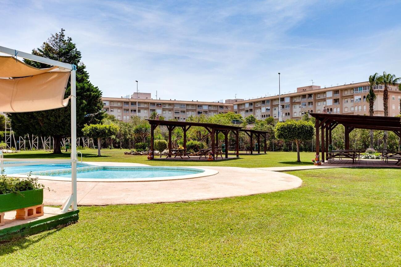 For sale - 2 Bedroom 1 Bathroom Bungalow in Torrevieja - PARQUE DE LAS NACIONES  - Alicante