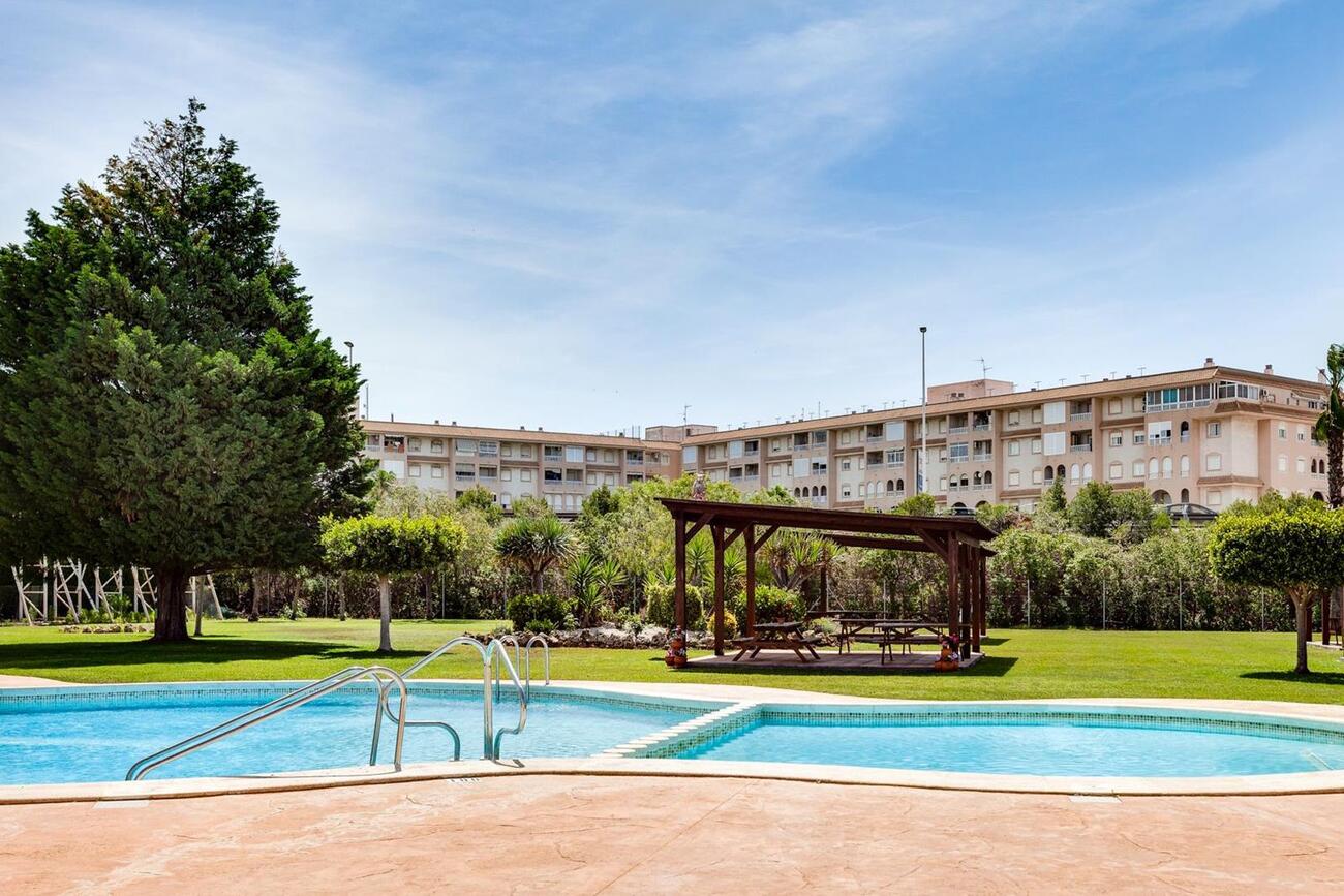 For sale - 2 Bedroom 1 Bathroom Bungalow in Torrevieja - PARQUE DE LAS NACIONES  - Alicante