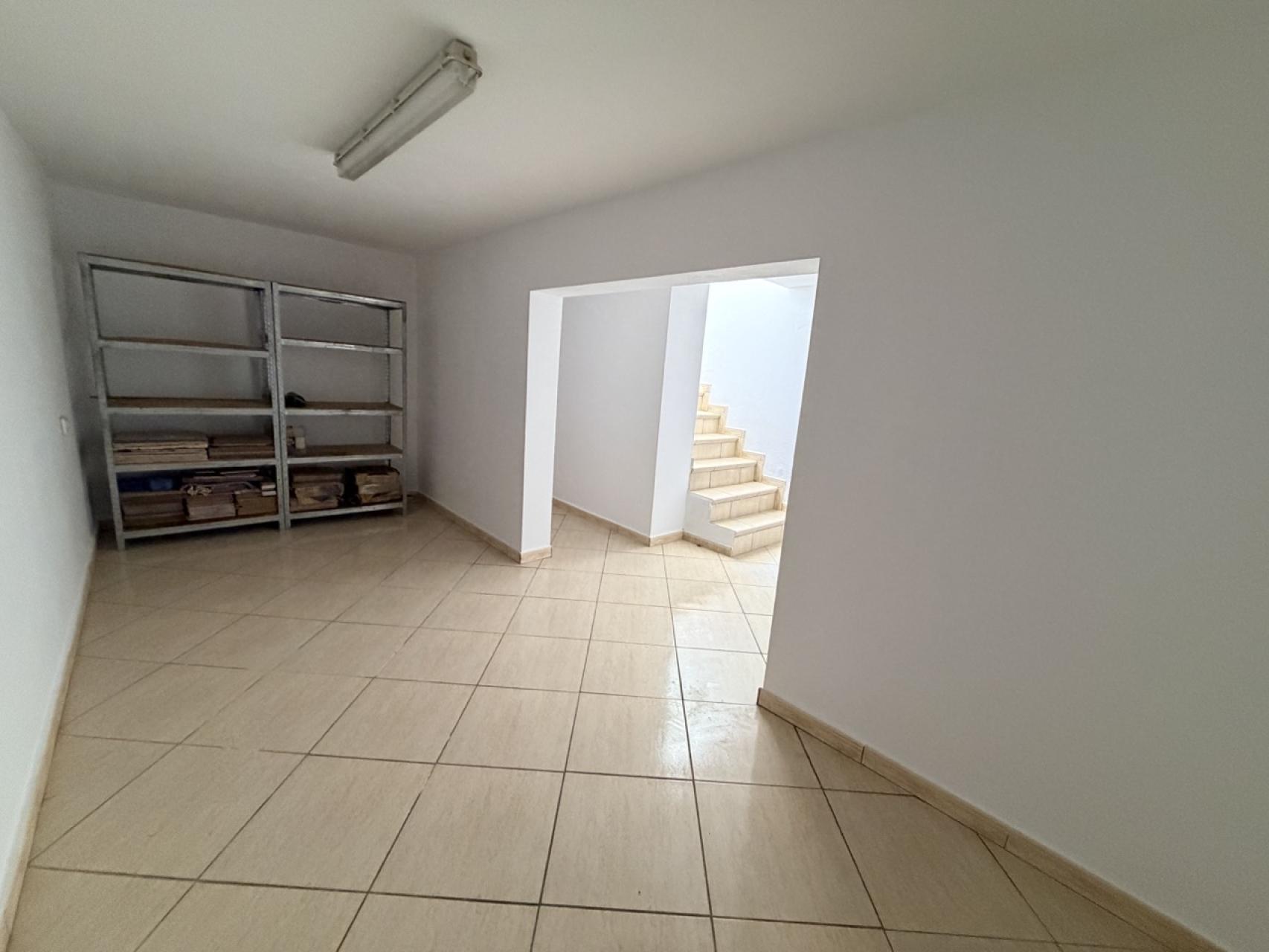 For sale - 5 Bedroom 3 Bathroom Villa in Torrevieja - Costa Blanca  - Alicante