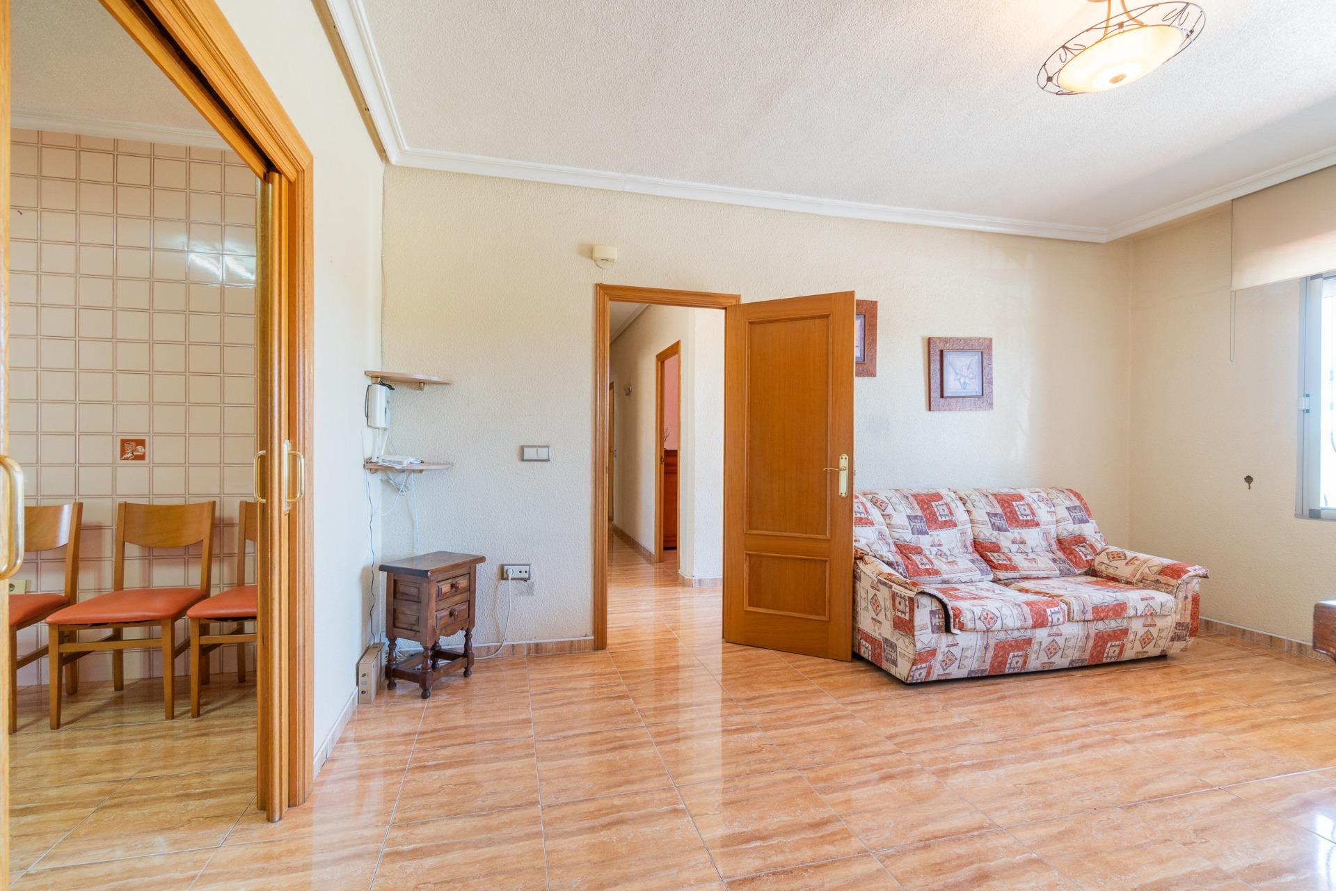 For sale - 3 Bedroom 2 Bathroom house in Torremendo - Torremendo  - Alicante