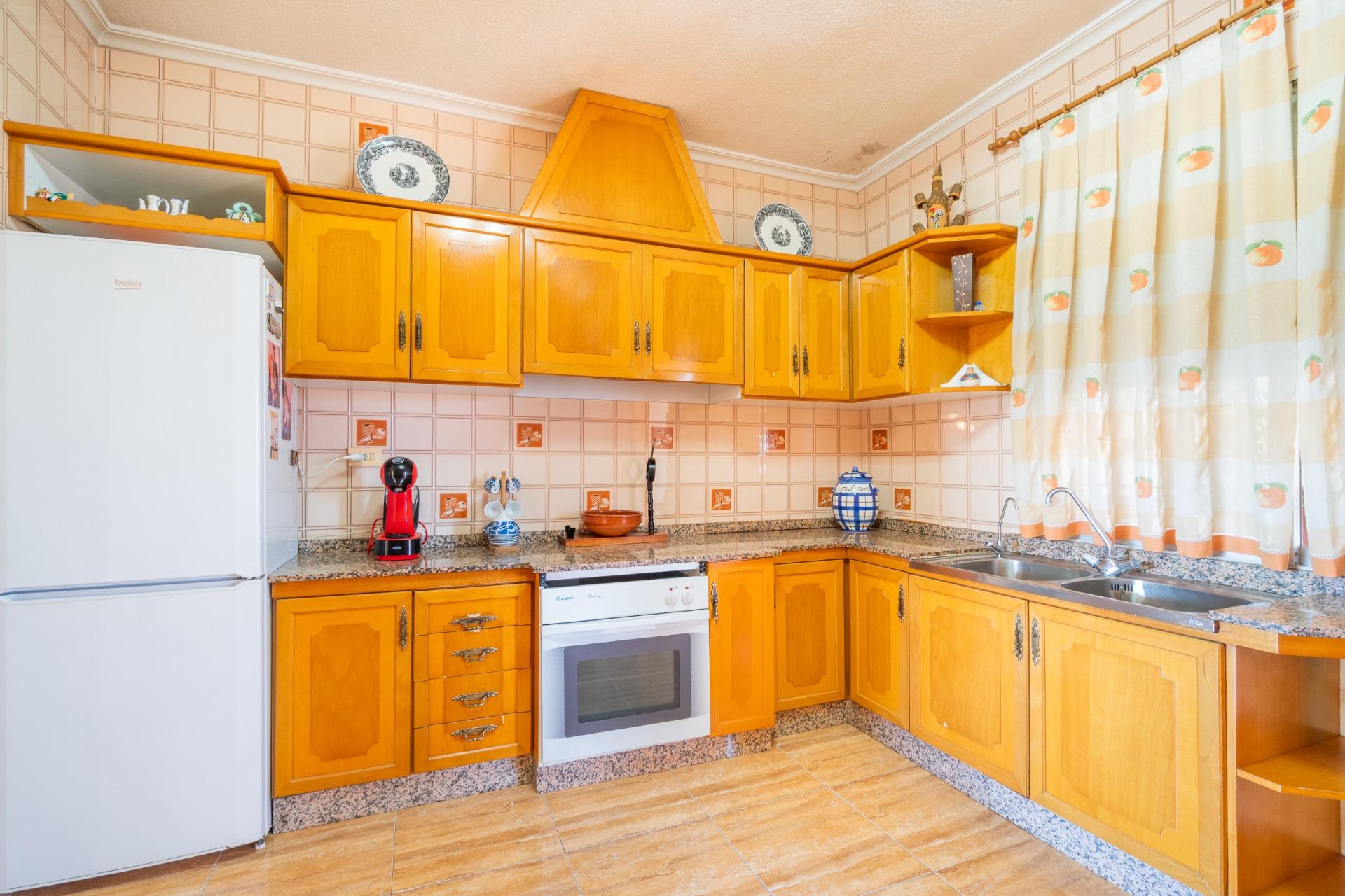 For sale - 3 Bedroom 2 Bathroom house in Torremendo - Torremendo  - Alicante