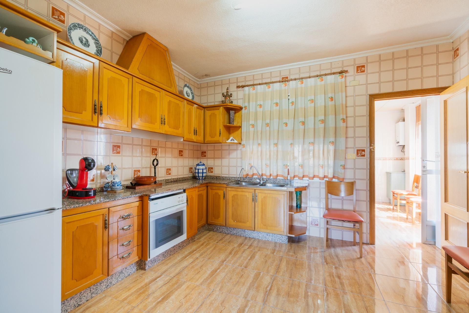 For sale - 3 Bedroom 2 Bathroom house in Torremendo - Torremendo  - Alicante