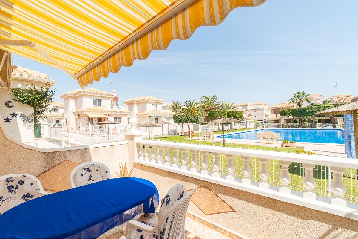 For sale - 2 Bedroom 2 Bathroom Town house in Playa Flamenca  - Playa Flamenca  - Alicante