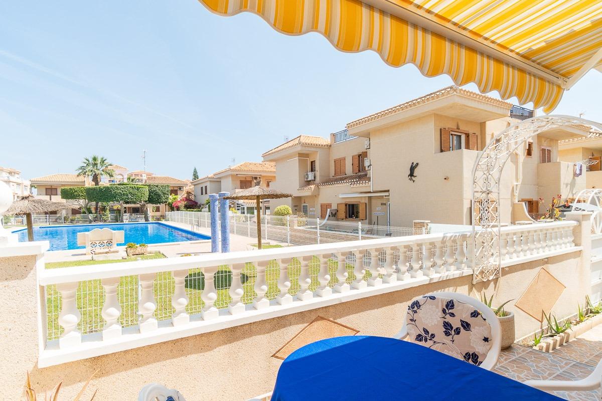 For sale - 2 Bedroom 2 Bathroom Town house in Playa Flamenca  - Playa Flamenca  - Alicante