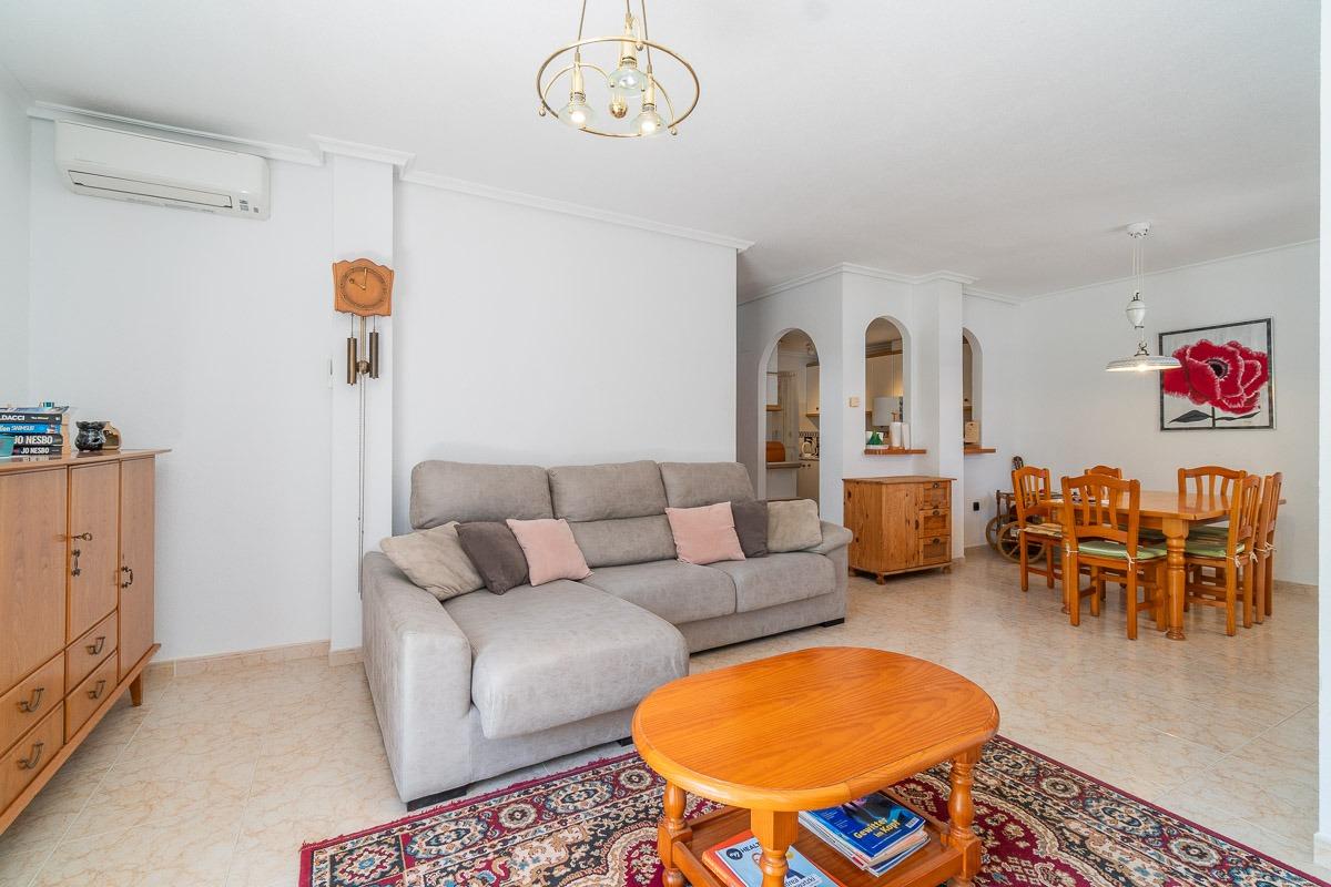 For sale - 2 Bedroom 2 Bathroom Town house in Playa Flamenca  - Playa Flamenca  - Alicante