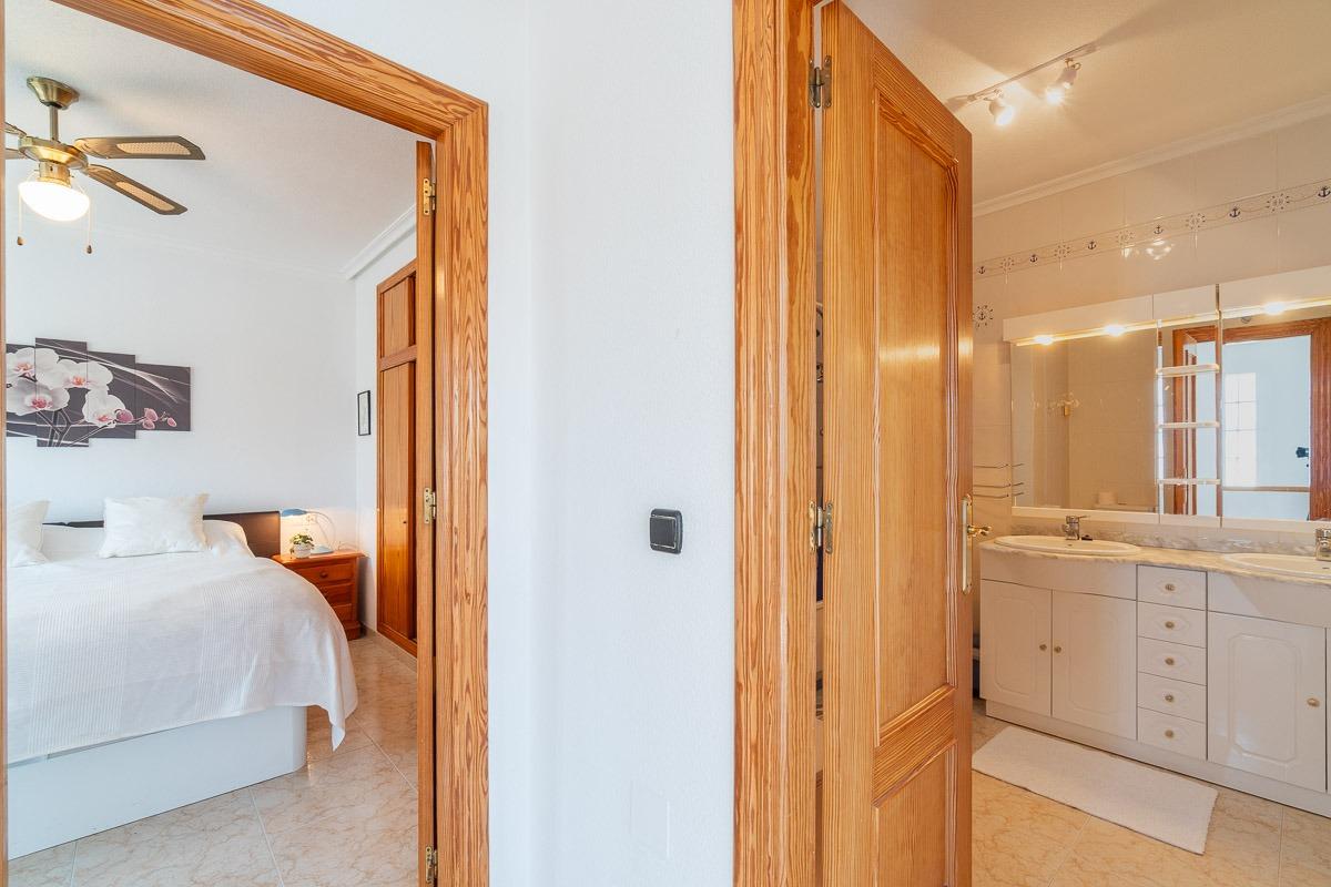 For sale - 2 Bedroom 2 Bathroom Town house in Playa Flamenca  - Playa Flamenca  - Alicante