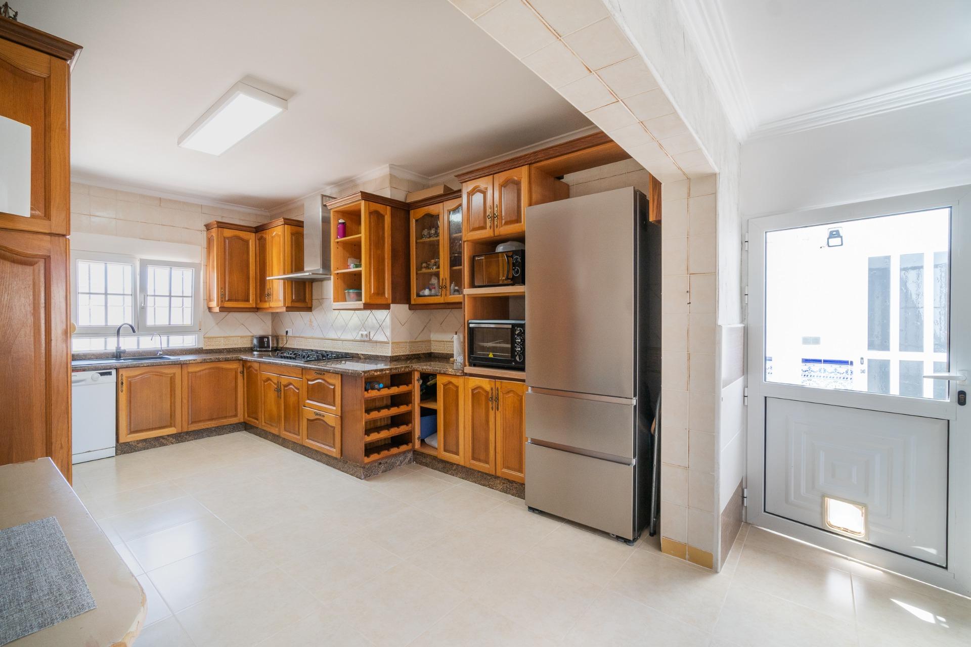 For sale - 4 Bedroom 5 Bathroom Villa in Torrevieja - Torreta florida  - Alicante