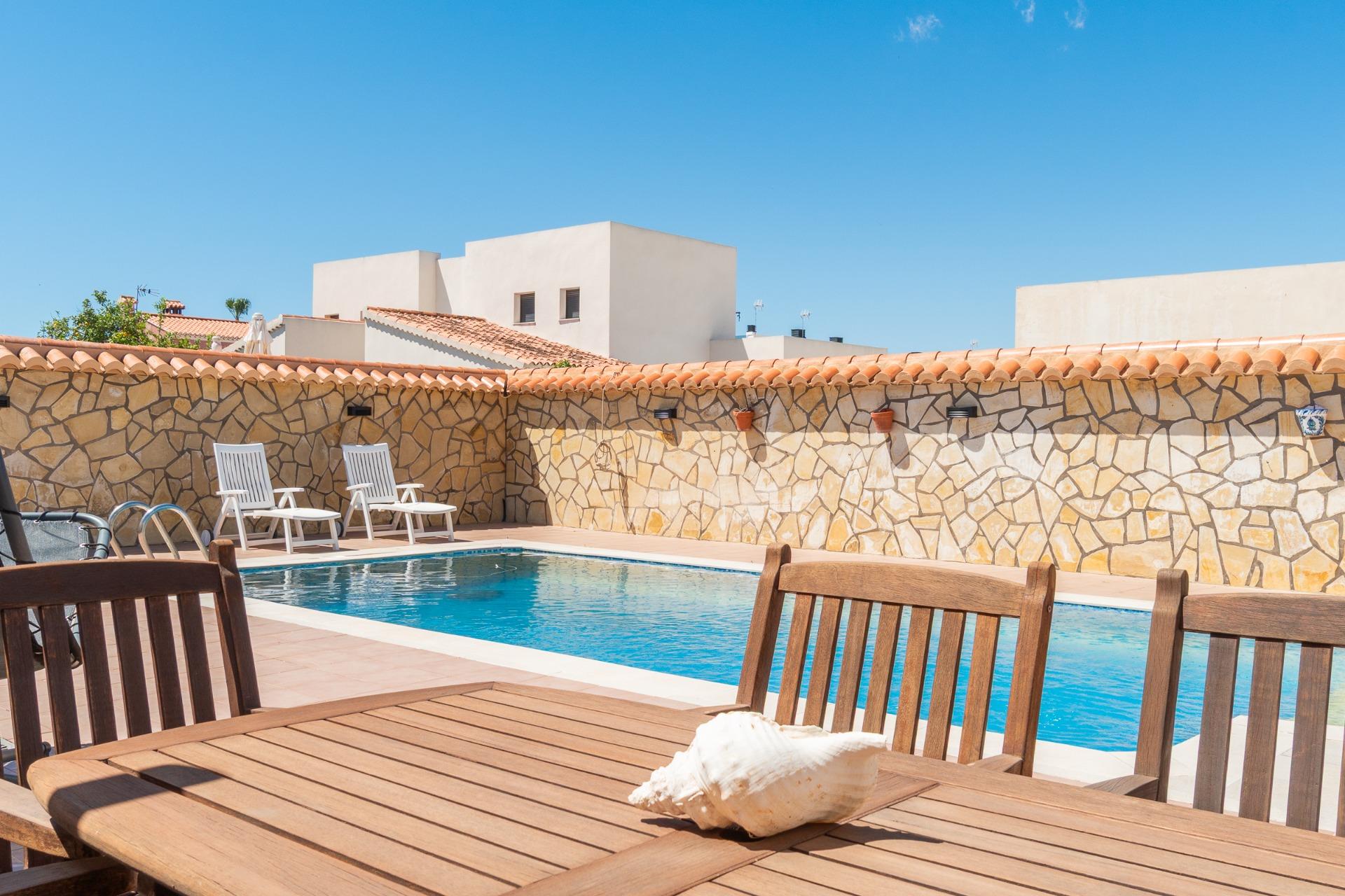 For sale - 4 Bedroom 5 Bathroom Villa in Torrevieja - Torreta florida  - Alicante