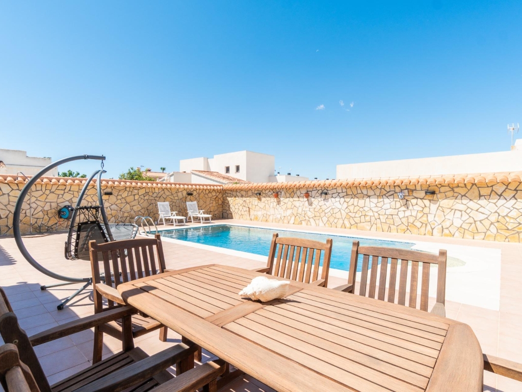 4 Bedroom 5 Bathroom Villa in Torrevieja