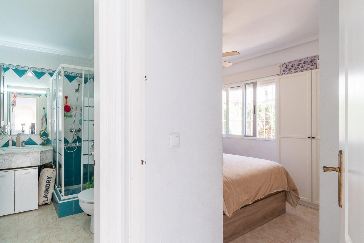For sale - 3 Bedroom 1 Bathroom Semi in Playa Flamenca - Punta Prima  - Alicante
