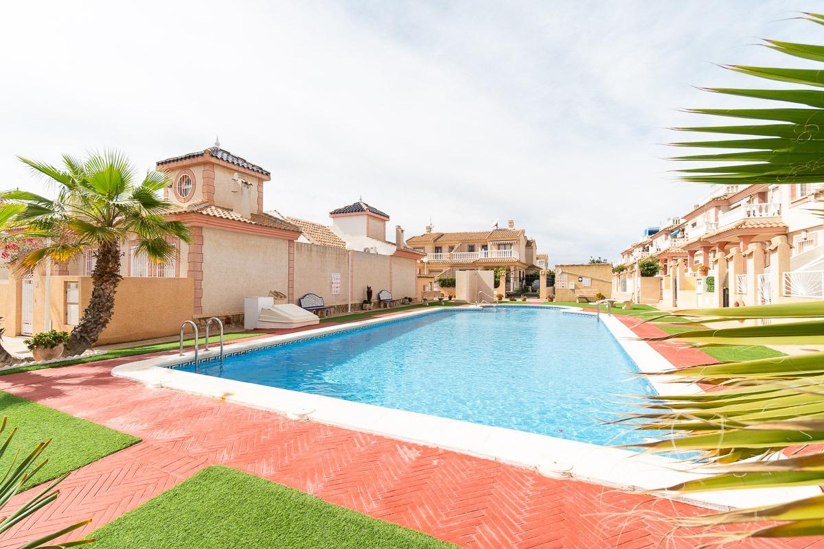 For sale - 3 Bedroom 1 Bathroom Semi in Playa Flamenca - Punta Prima  - Alicante