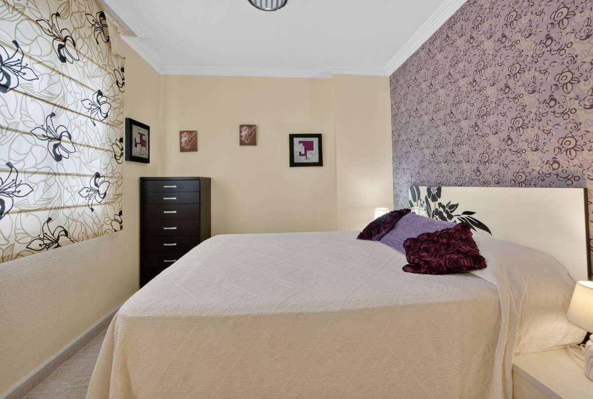 For sale - 3 Bedroom 2 Bathroom Apartment - Penthouse in Torrevieja - Torrevieja Centro  - Alicante