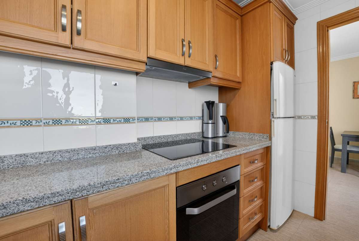 For sale - 3 Bedroom 2 Bathroom Apartment - Penthouse in Torrevieja - Torrevieja Centro  - Alicante