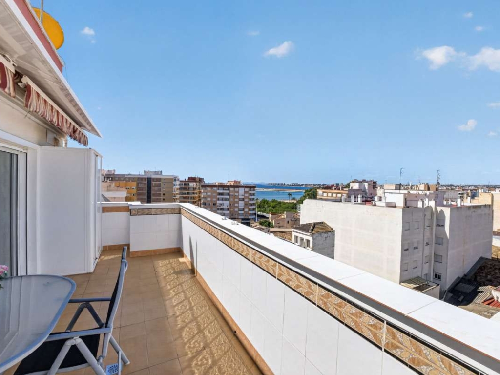 3 Bedroom 2 Bathroom Apartment - Penthouse in Torrevieja