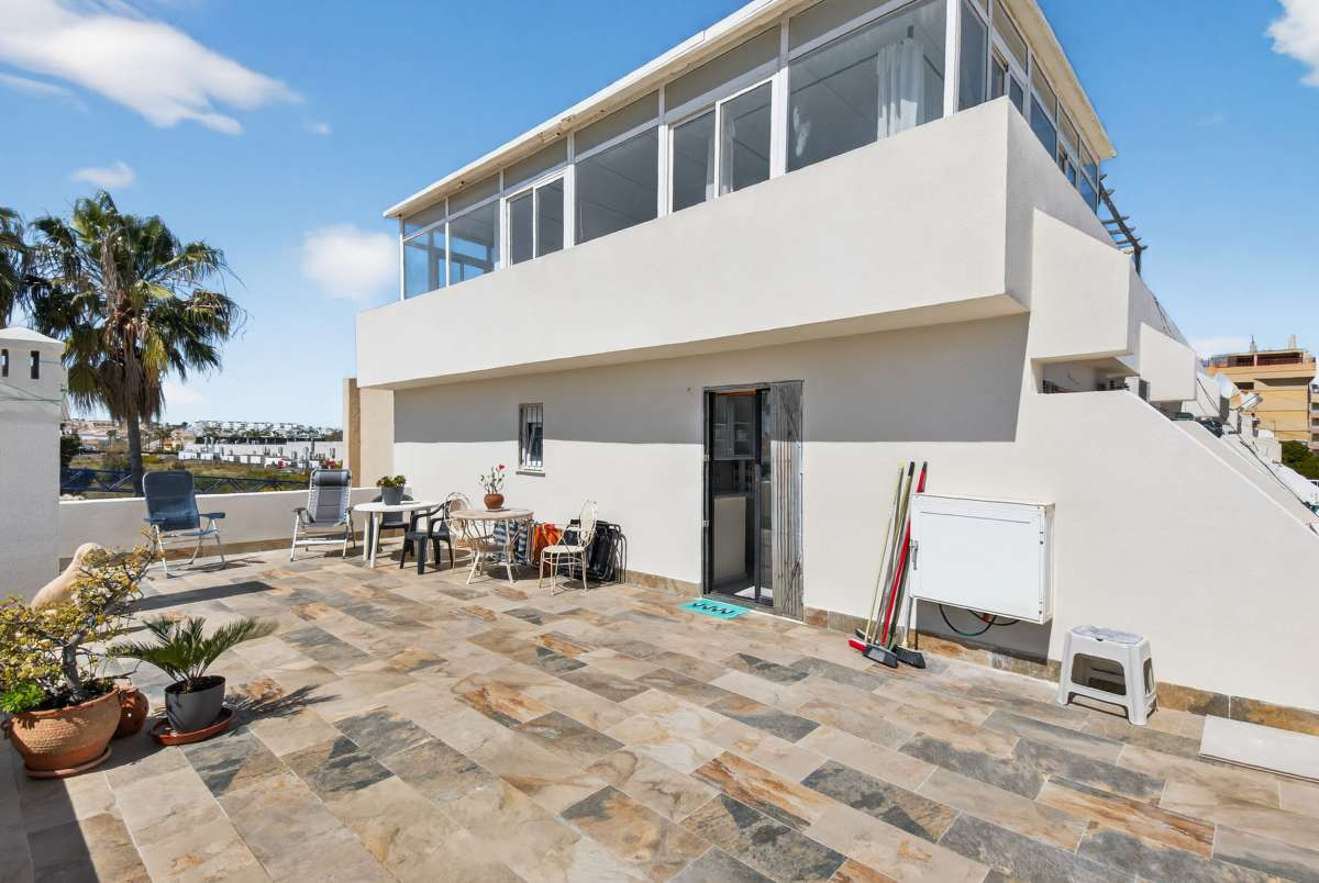 For sale - 1 Bedroom 1 Bathroom Apartment - Middle Floor Apartment in Orihuela - Punta Prima  - Alicante