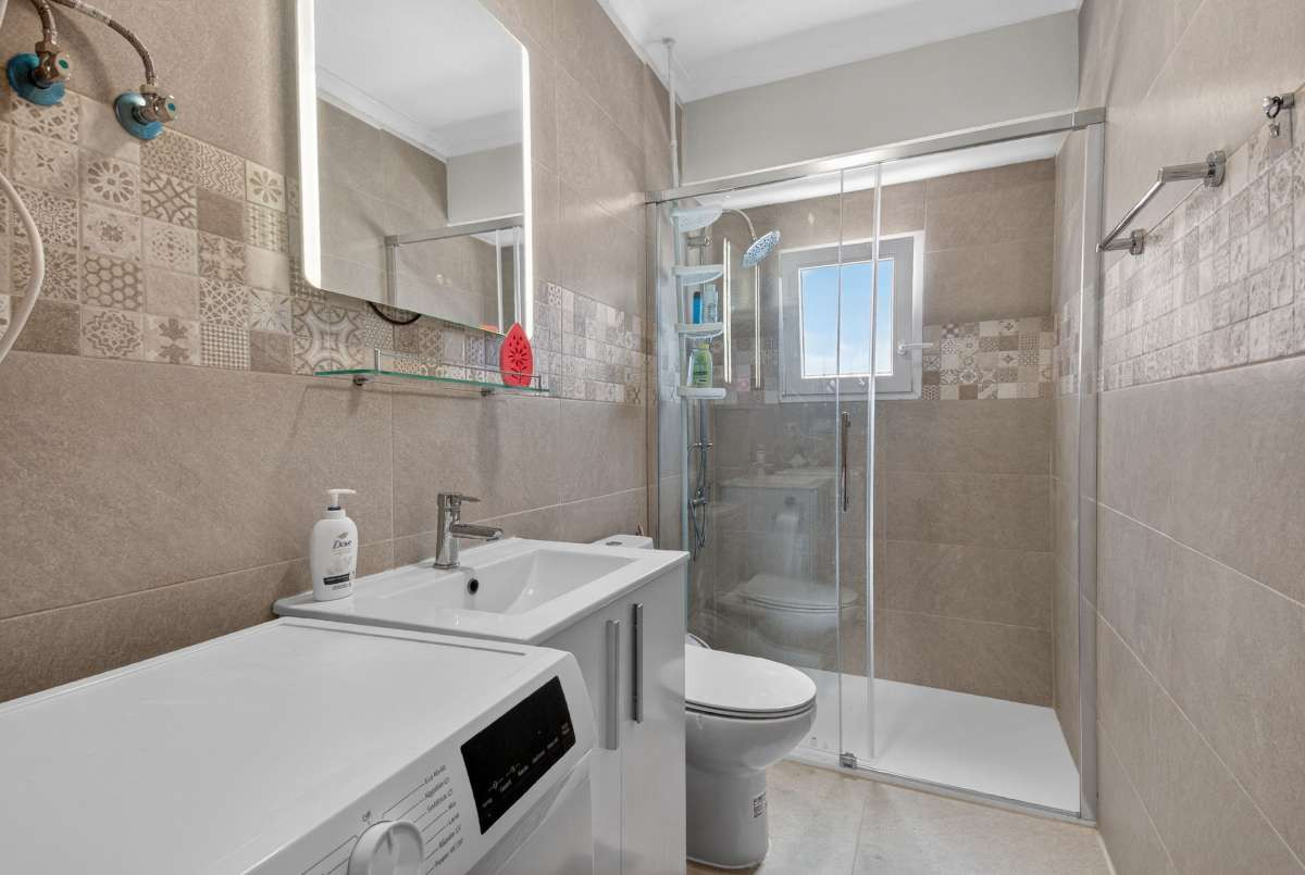 For sale - 1 Bedroom 1 Bathroom Apartment - Middle Floor Apartment in Orihuela - Punta Prima  - Alicante