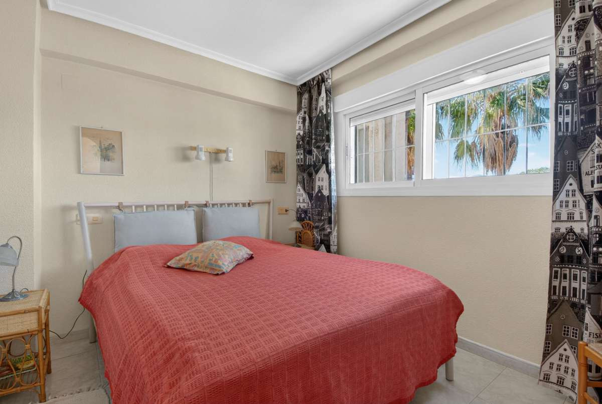 For sale - 1 Bedroom 1 Bathroom Apartment - Middle Floor Apartment in Orihuela - Punta Prima  - Alicante