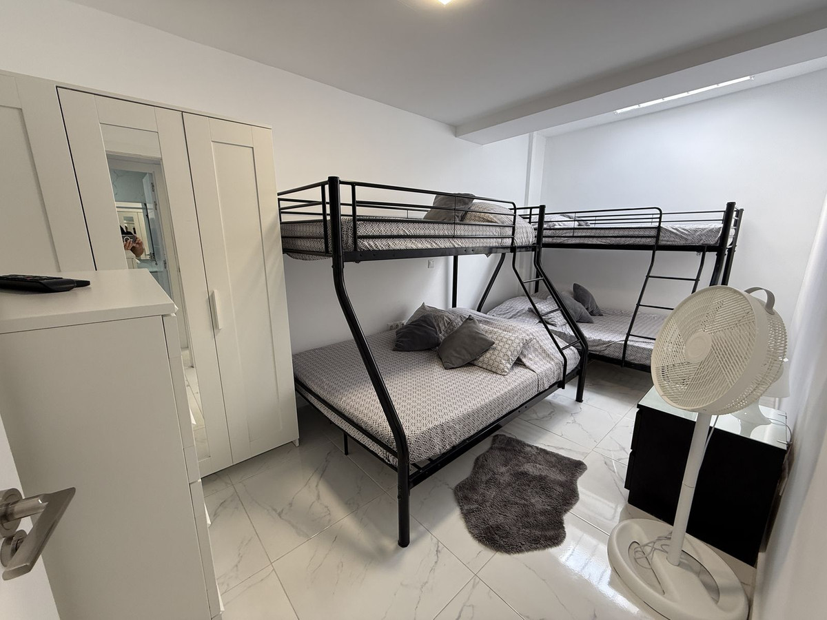 For sale - 2 Bedroom 1 Bathroom House - Bungalow in Torrevieja - Torrevieja Centro  - Alicante
