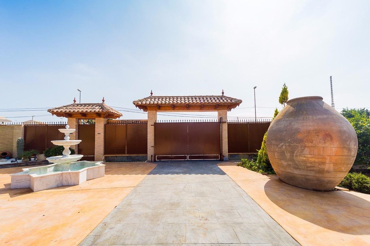 For sale - 5 Bedroom 5 Bathroom House - Finca - Cortijo in Almoradi - Almoradi Centro  - Alicante