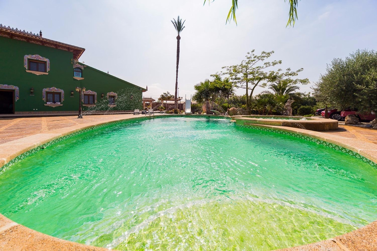 For sale - 5 Bedroom 5 Bathroom House - Finca - Cortijo in Almoradi - Almoradi Centro  - Alicante