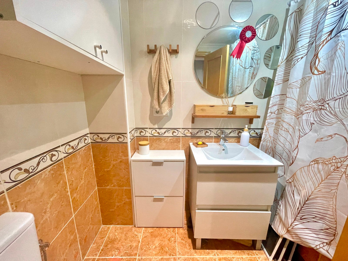 For sale - 2 Bedroom 2 Bathroom Apartment - Ground Floor Apartment in Almoradi - Almoradi Centro  - Alicante