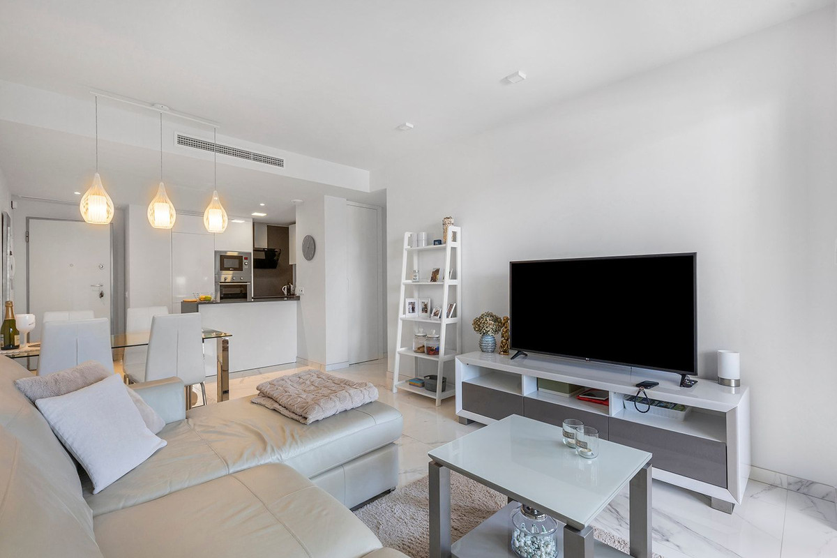 For sale - 2 Bedroom 2 Bathroom Apartment in Los Altos - Orihuela Costa  - Alicante