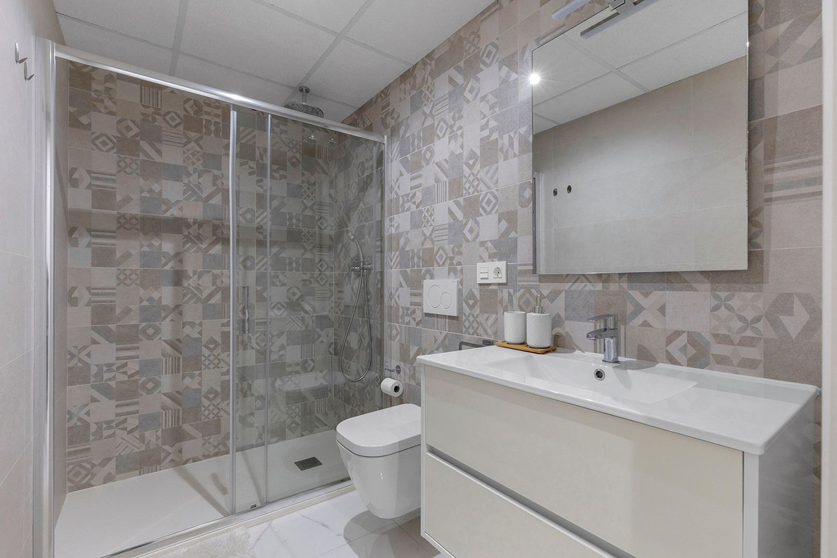 For sale - 2 Bedroom 2 Bathroom Apartment in Los Altos - Orihuela Costa  - Alicante