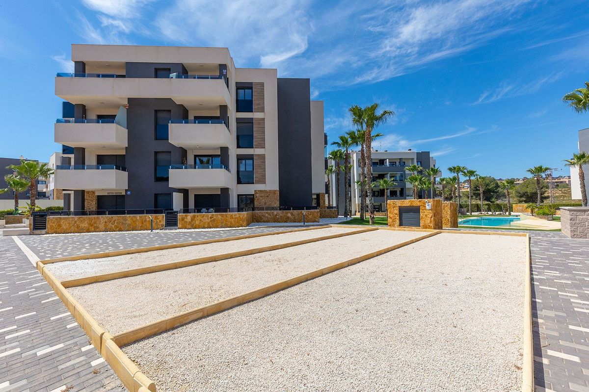 For sale - 2 Bedroom 2 Bathroom Apartment in Los Altos - Orihuela Costa  - Alicante