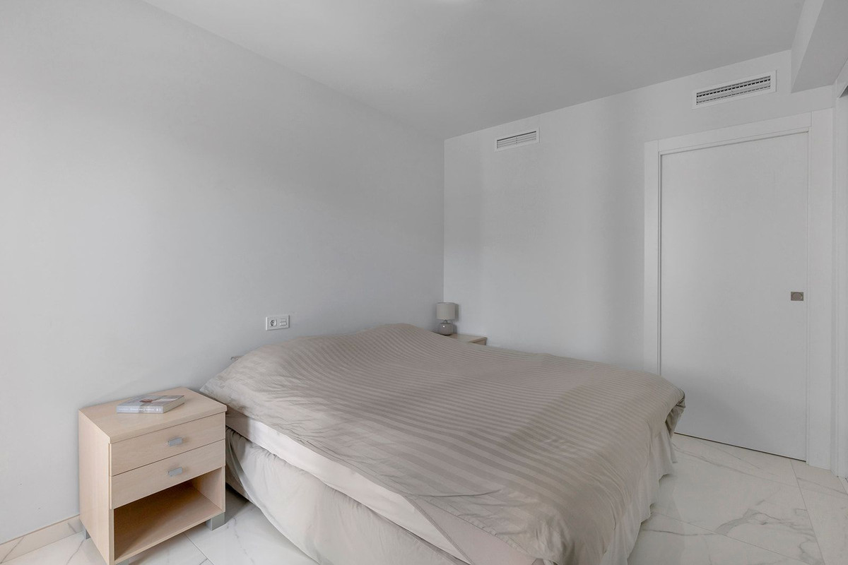 For sale - 2 Bedroom 2 Bathroom Apartment in Los Altos - Orihuela Costa  - Alicante