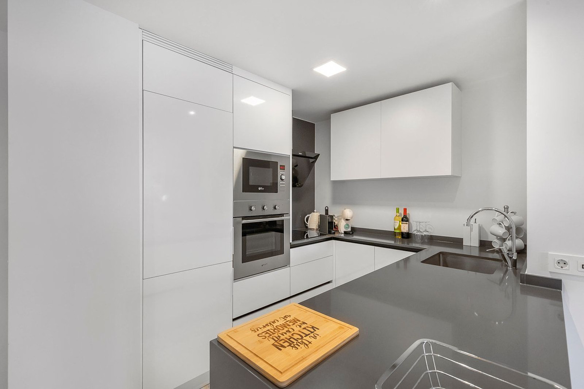 For sale - 2 Bedroom 2 Bathroom Apartment in Los Altos - Orihuela Costa  - Alicante