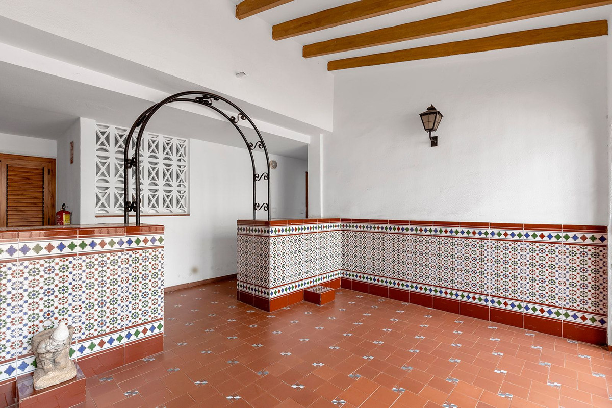For sale - 4 Bedroom 2 Bathroom Apartment - Duplex in Torrevieja - Torrevieja Centro  - Alicante
