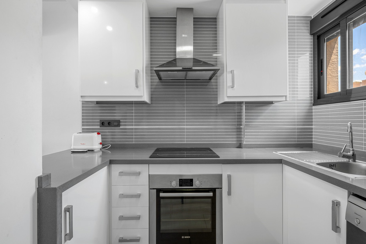 For sale - 2 Bedroom 2 Bathroom Apartment - Top Floor Apartment in Orihuela - La Zenia  - Alicante