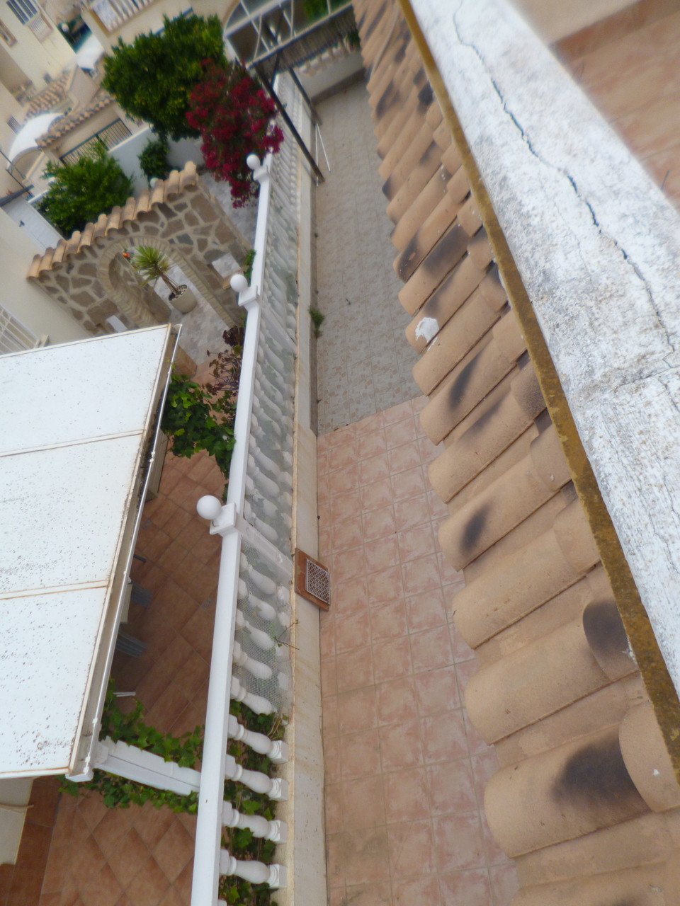 For sale - 3 Bedroom 2 Bathroom House - Semi-Detached House in Orihuela - Playa Flamenca  - Alicante
