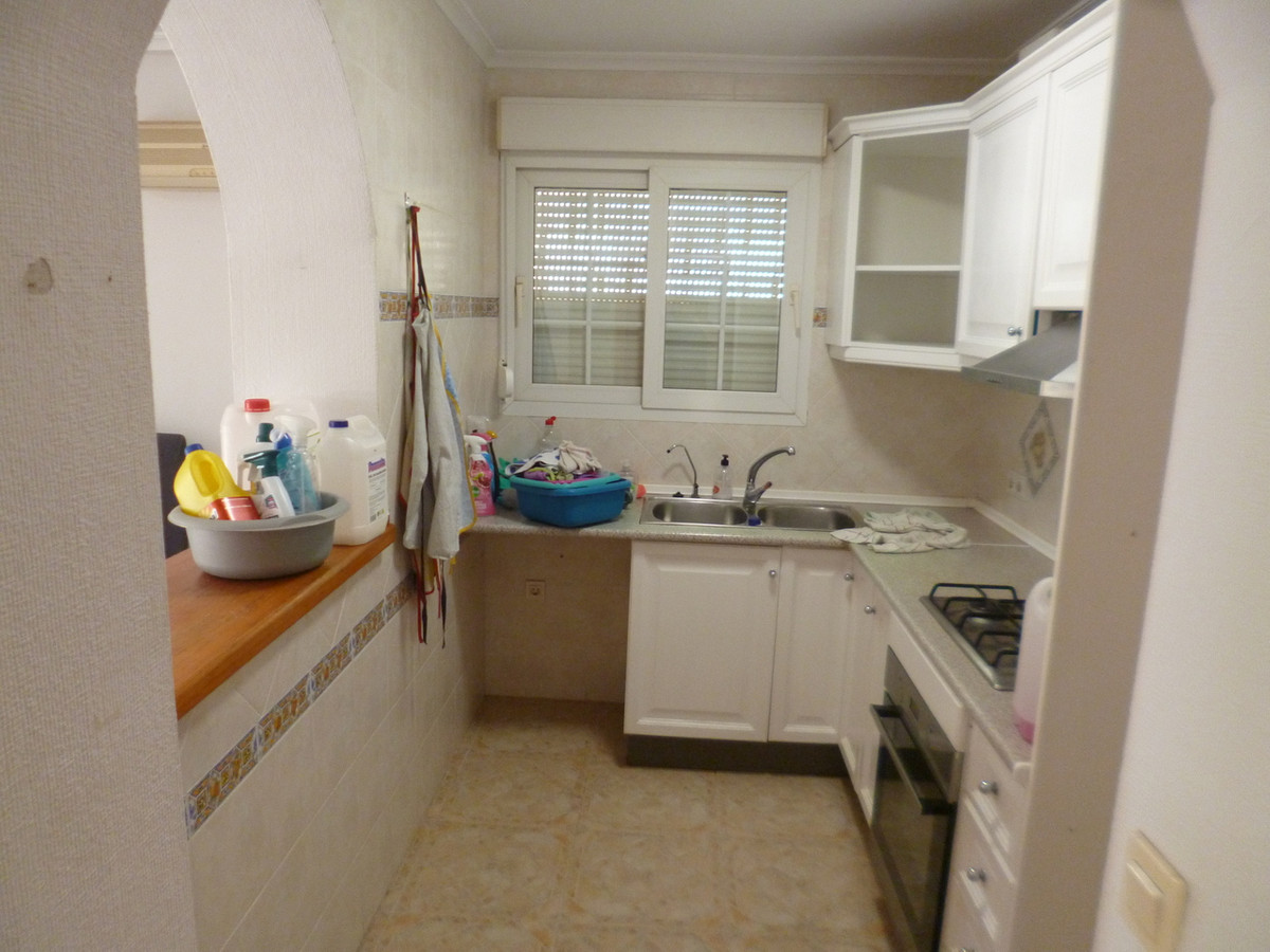 For sale - 3 Bedroom 2 Bathroom House - Semi-Detached House in Orihuela - Playa Flamenca  - Alicante