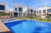 76-R5365762/77771, 3 Bedroom 2 Bathroom Detached Villa in Punta Prima