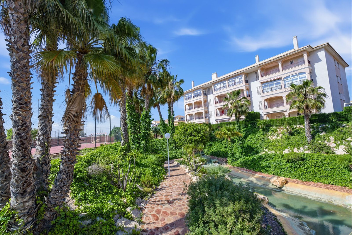 For sale - 2 Bedroom 2 Bathroom Ground Floor Apartment in Playa Flamenca - Punta Prima   - Alicante