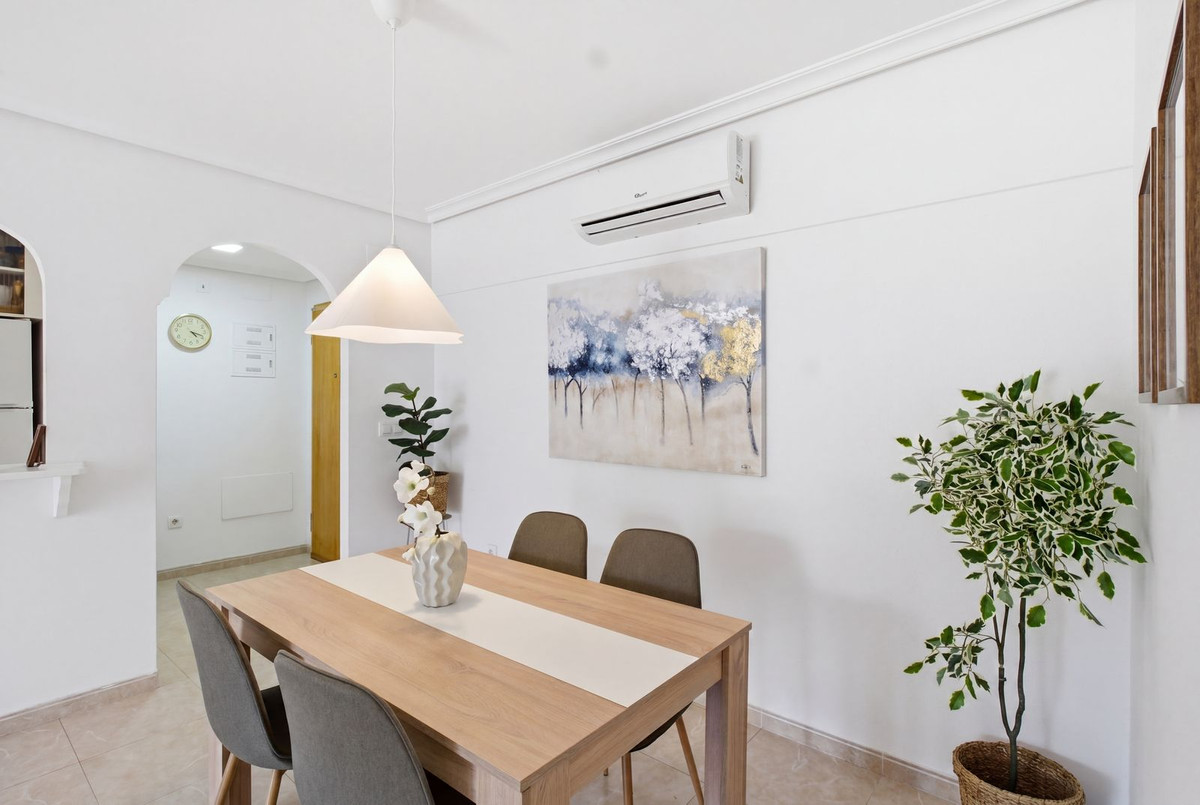 For sale - 2 Bedroom 2 Bathroom Ground Floor Apartment in Playa Flamenca - Punta Prima   - Alicante