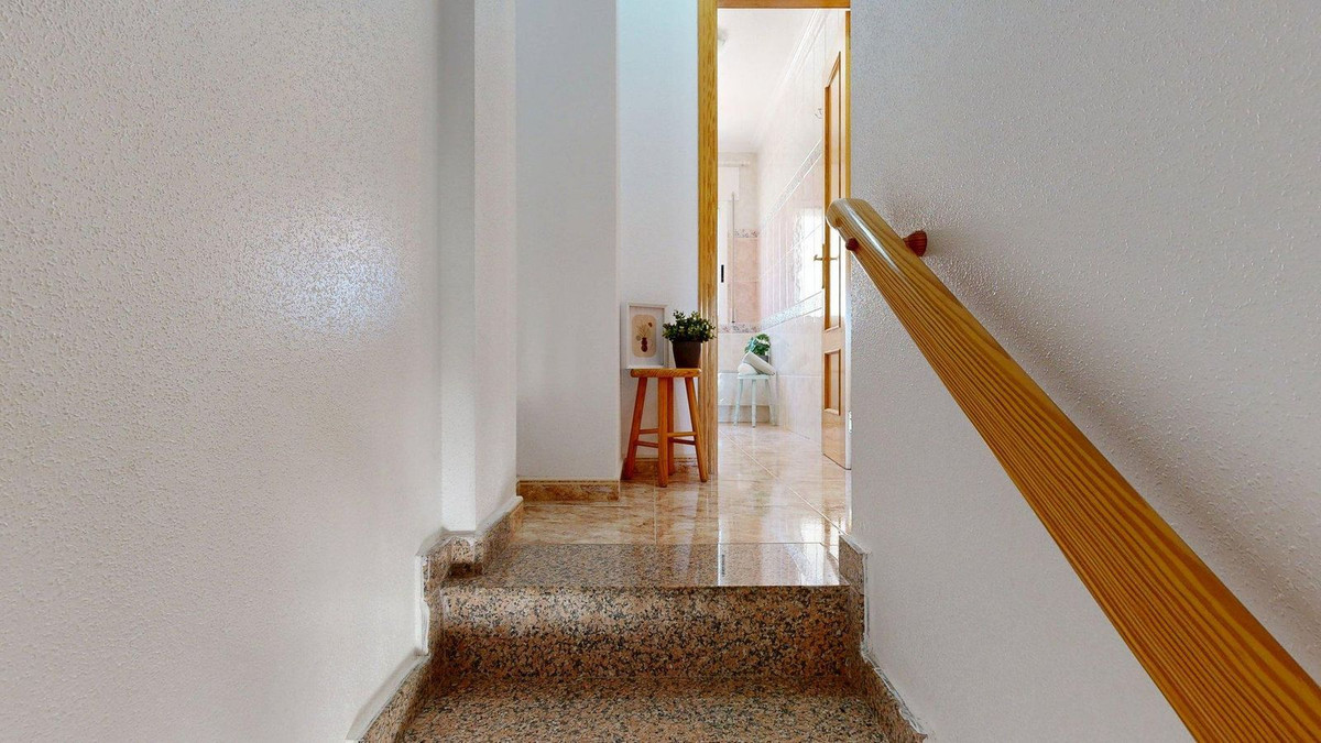 For sale - 3 Bedroom 2 Bathroom House - Townhouse in Pilar de la Horadada - Torre de la Horadada  - Alicante