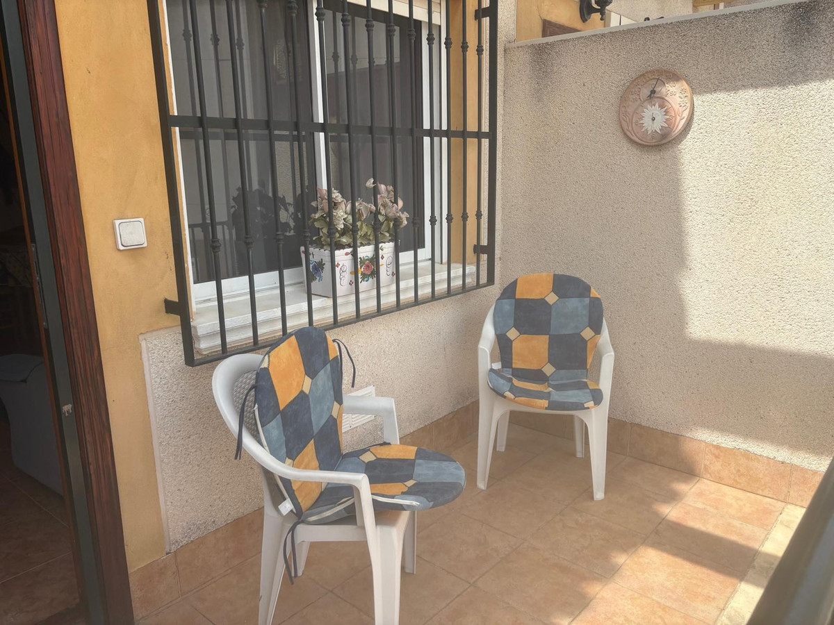 For sale - 2 Bedroom 1 Bathroom Townhouse in Algorfa - Algorfa Centro  - Alicante