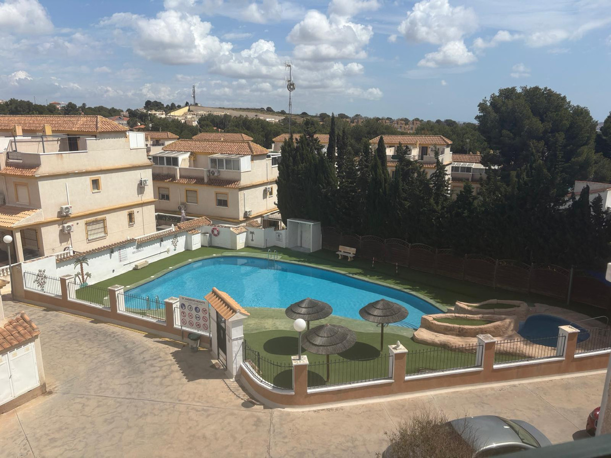 For sale - 2 Bedroom 1 Bathroom Townhouse in Algorfa - Algorfa Centro  - Alicante