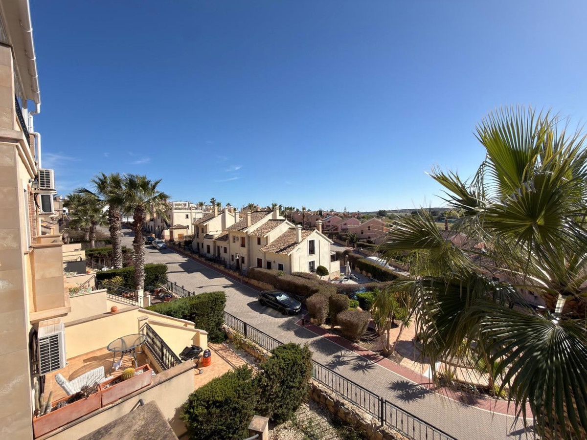 For sale - 2 Bedroom 2 Bathroom House - Bungalow in Algorfa - La Finca Golf  - Alicante