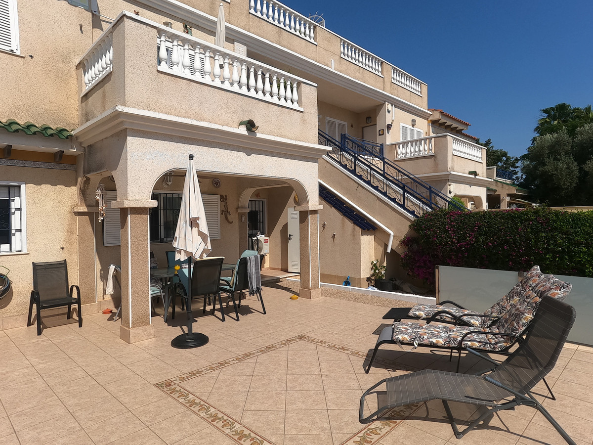 For sale - 2 Bedroom 1 Bathroom Apartment - Ground Floor Apartment in Orihuela - Playa Flamenca  - Alicante