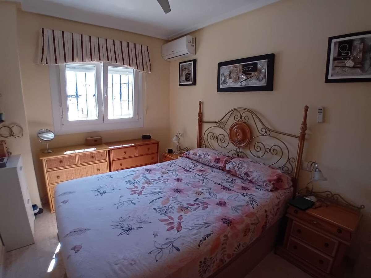 For sale - 2 Bedroom 1 Bathroom Apartment - Ground Floor Apartment in Orihuela - Playa Flamenca  - Alicante